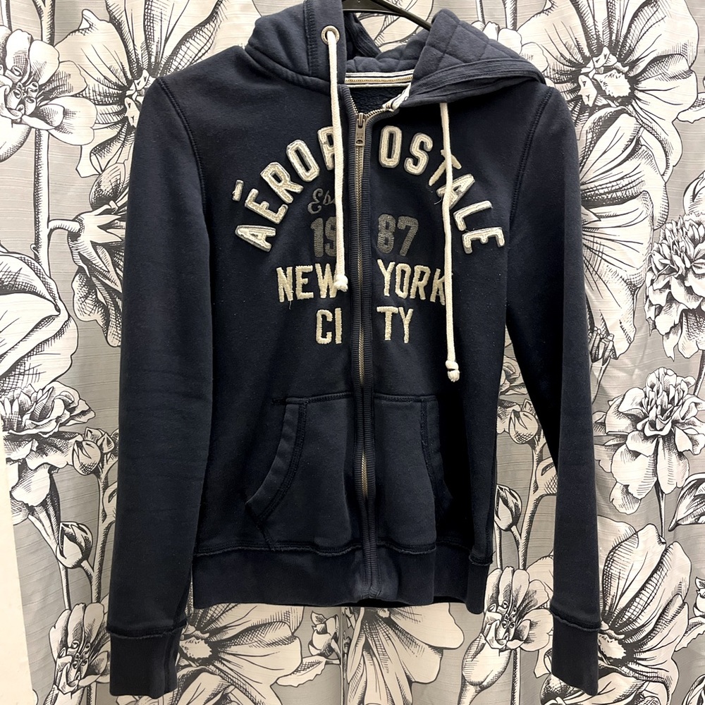 Aeropostale zip up jacket. Quilted Hoodie zip up.